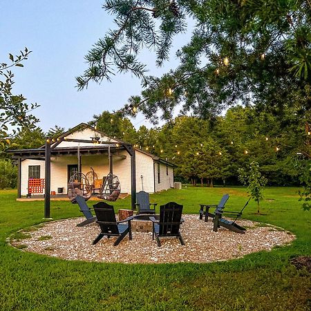 Southern Charm 3Br Fire Pit Pool Table 7Beds Сивиървил Екстериор снимка