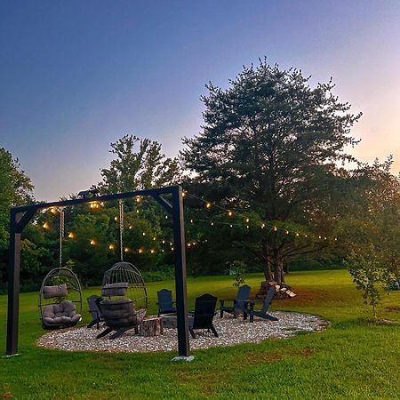 Southern Charm 3Br Fire Pit Pool Table 7Beds Сивиървил Екстериор снимка